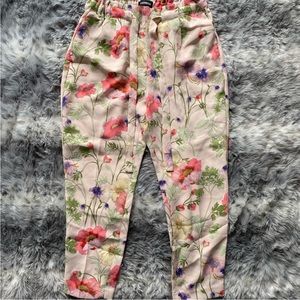 Express Floral High Waist Pants in EUC Size Small Petite